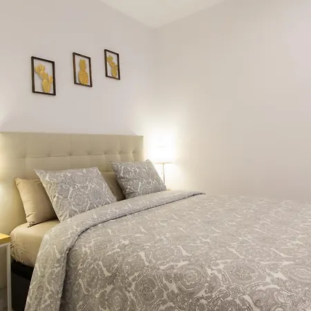 Novus Homes Barcelona Collblanc L'Hospitalet de Llobregat Exterior foto