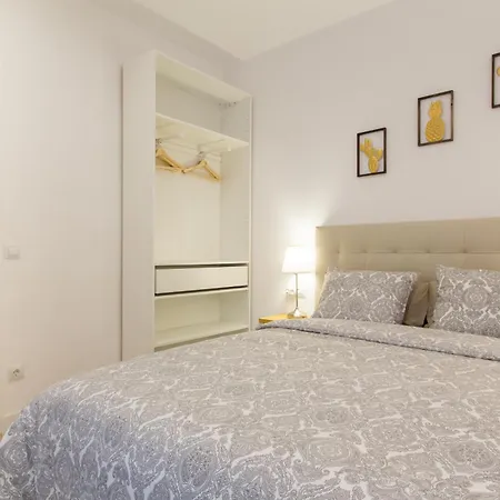 Novus Homes Barcelona Collblanc L'Hospitalet de Llobregat Exterior foto